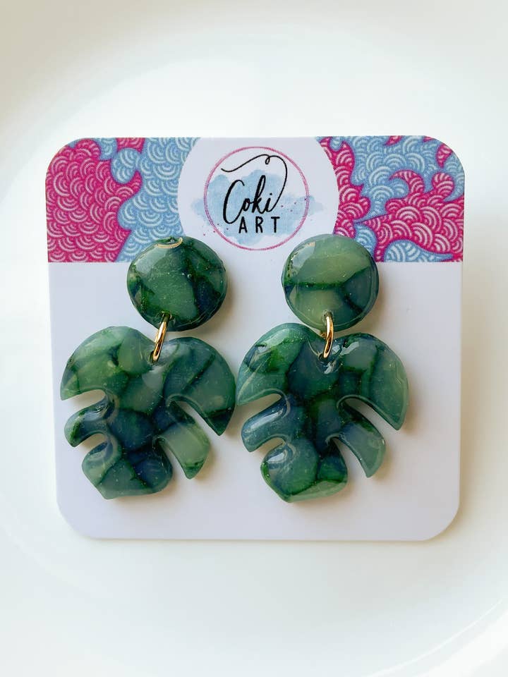Monstera Leaf Jade Oorbellen | Handgemaakte oorbellen van voor wholesale door Coki Art