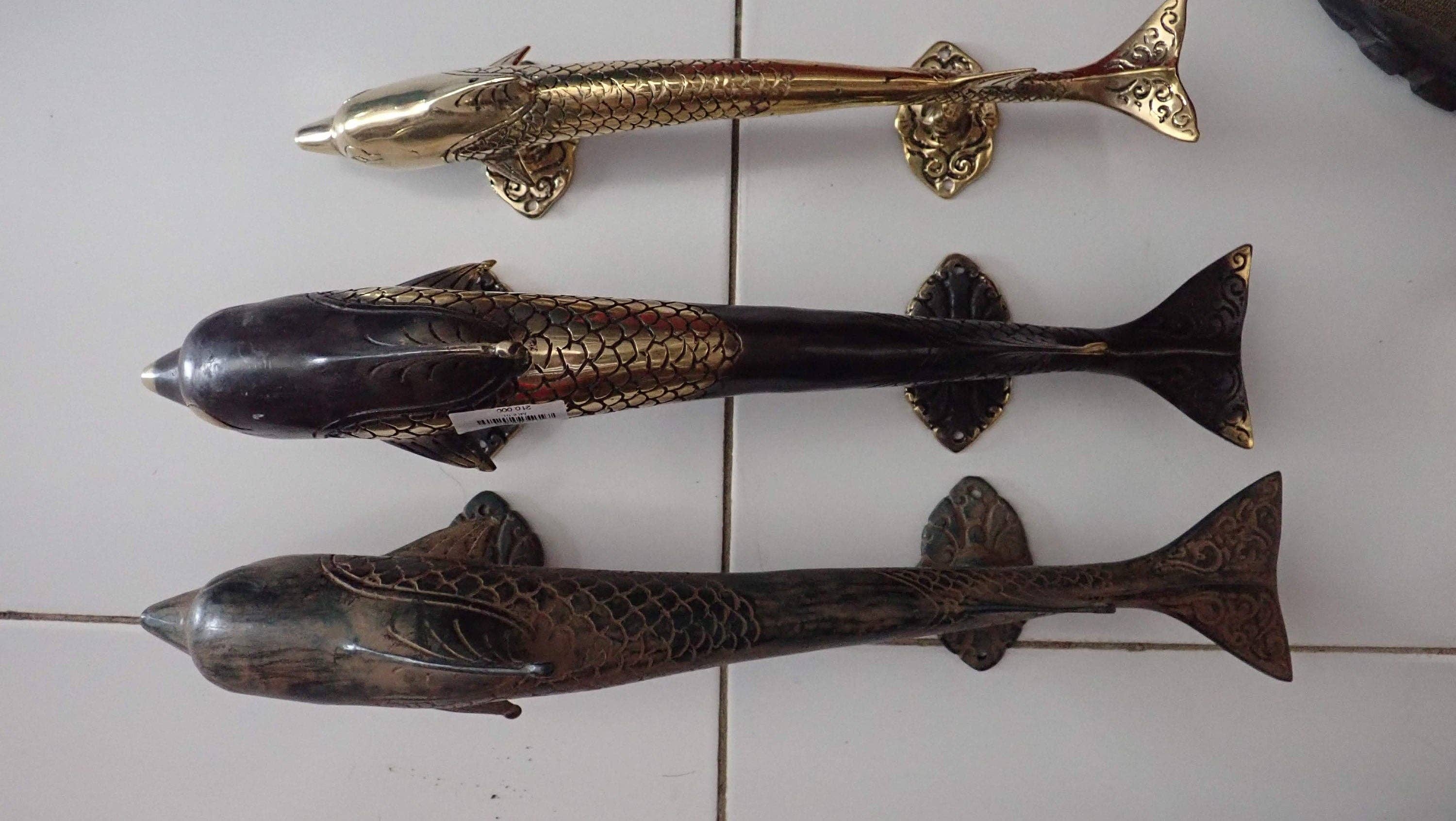 Ubud Glass – Großhandel Griff/Handgriff – Delfin-Eingangstürgriff, antiker Türgriff aus massivem Bronze-Seepferdchen1