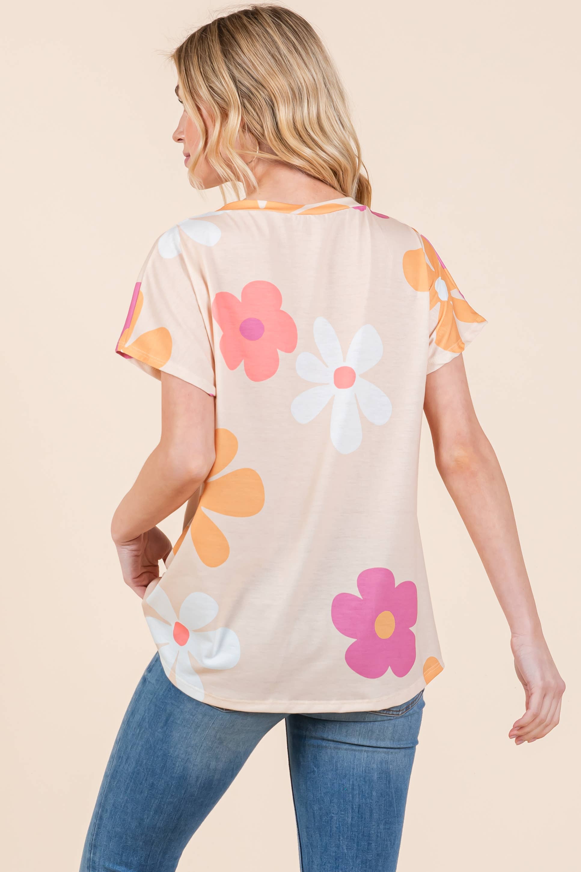 BOMBOM - Wholesale T-Shirt - Women's - TA2192 Boho Floral Print Tee8