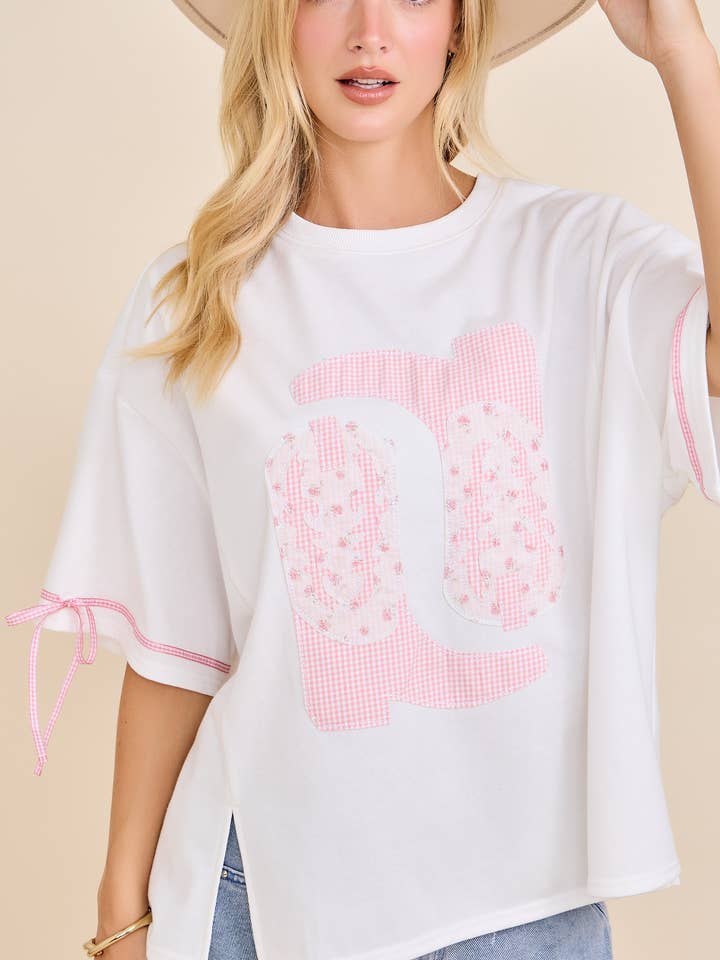 Maglietta con Stivali Western Patch – Top Cowboy a Quadretti Rosa per la vendita all'ingrosso da parte di Main Strip