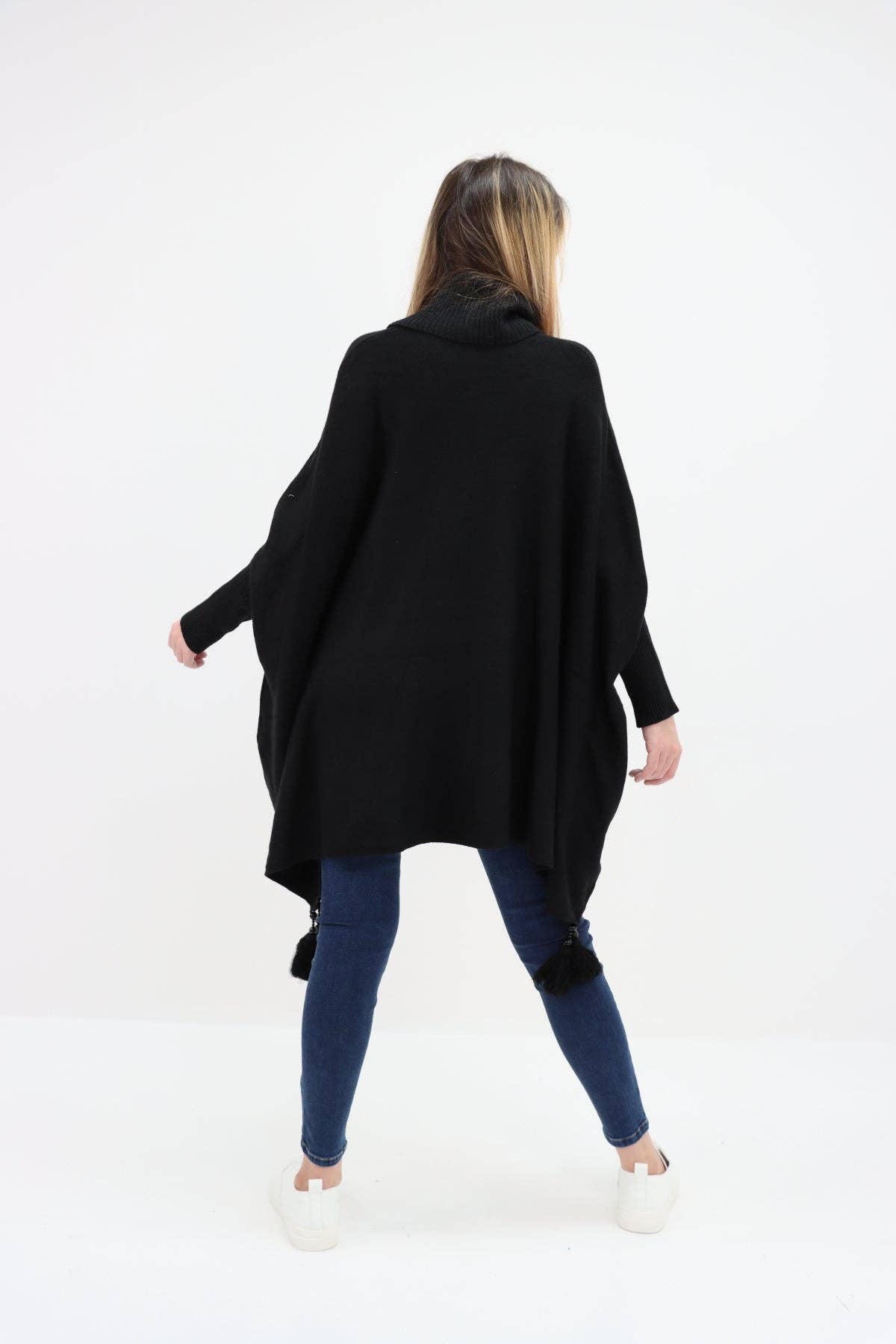 Miss Bold - Vente Poncho – femme - Poncho tunique italien à col bénitier et manches chauve-souris à pompons22