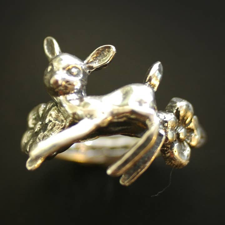 Anello Cervo nei Fiori in Argento 925 per la vendita all'ingrosso da parte di Hi Octane | SilverBotanica