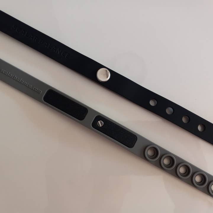 Scalar Balance – wholesale Manschettarmband – Sportarmband med skalartunade kvartskristaller1