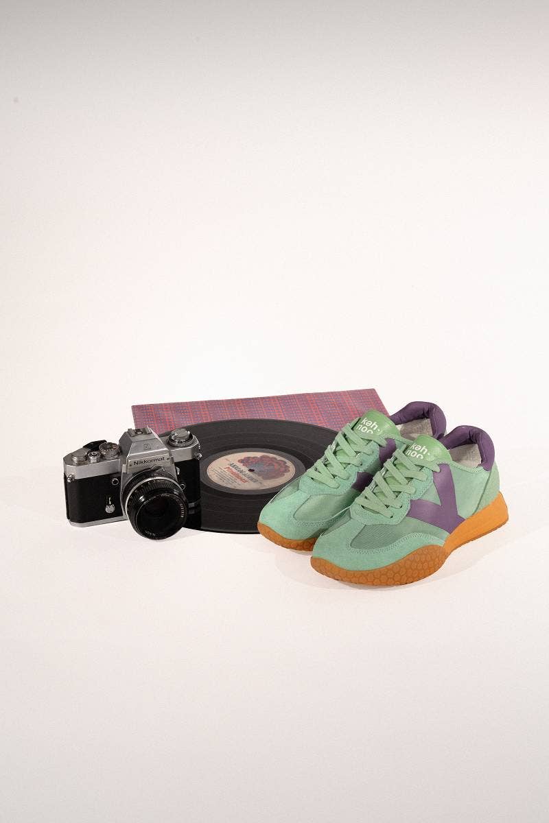 KEH-NOO - Wholesale Lifestyle Sneakers - Men's - Contemporary Vintage Italian Designed Sneakers - The Choco22