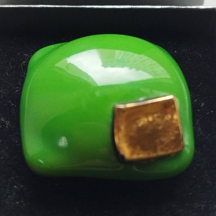 La Belle Verte per la vendita all'ingrosso da parte di Rachel Ortiz