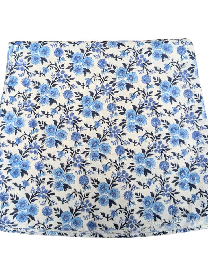 Thistle Blue Round Tablecloth for wholesale by LNH EDIT