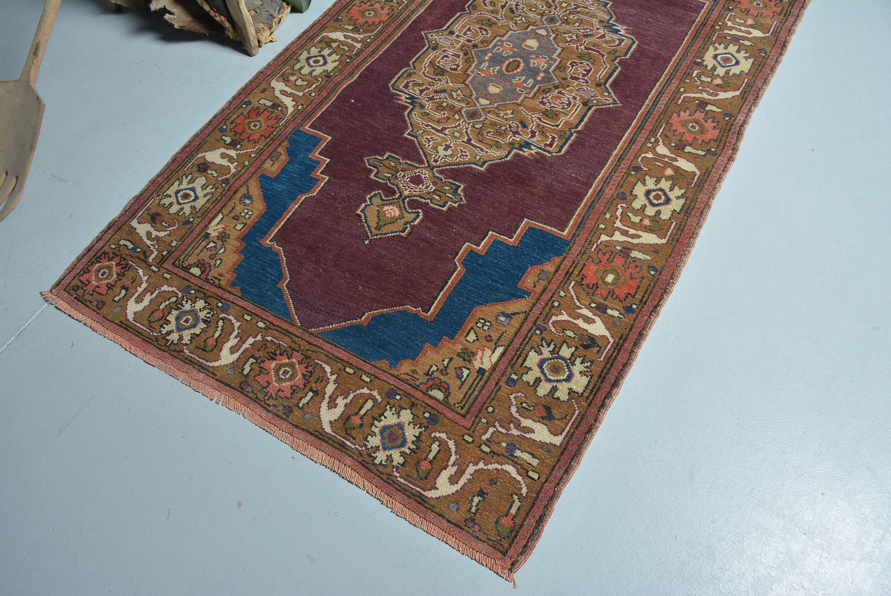 The Loom Wholesale - Wholesale Runner Rug - Vintage Burgundy Geometric Wool Rug6