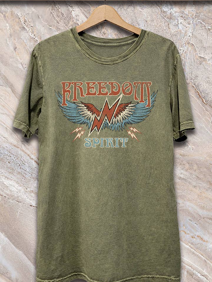 SPT-MWBA-113_Freedom Spirit - T-shirt en tissu minéral délavé pour la vente par SP Tops, Inc.