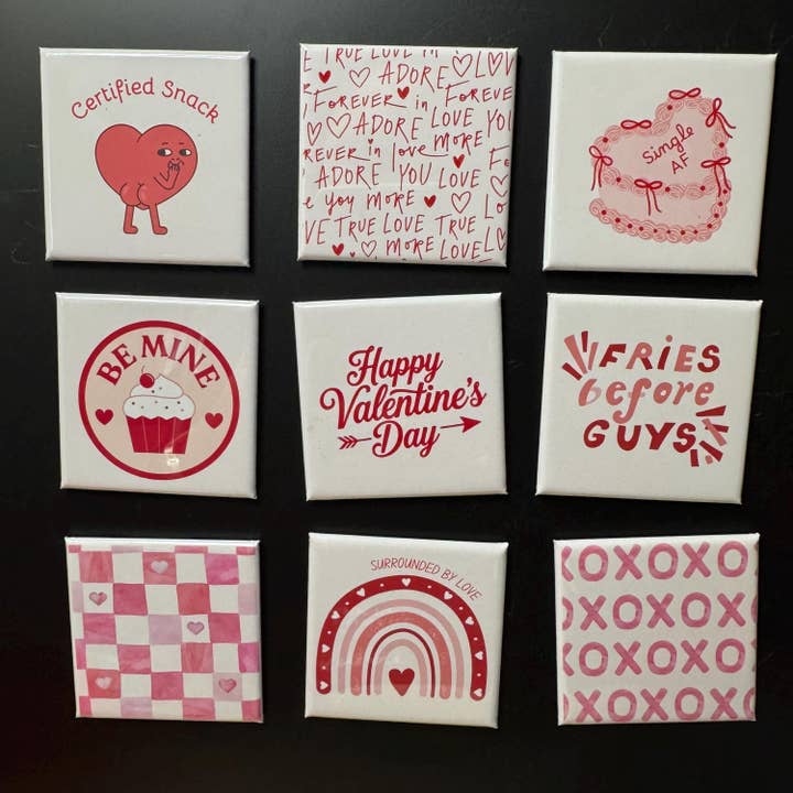 Sæt med køleskabsmagneter til Valentinsdag | 2x2 firkantede magneter for engroshandel hos Tieu Magnetic