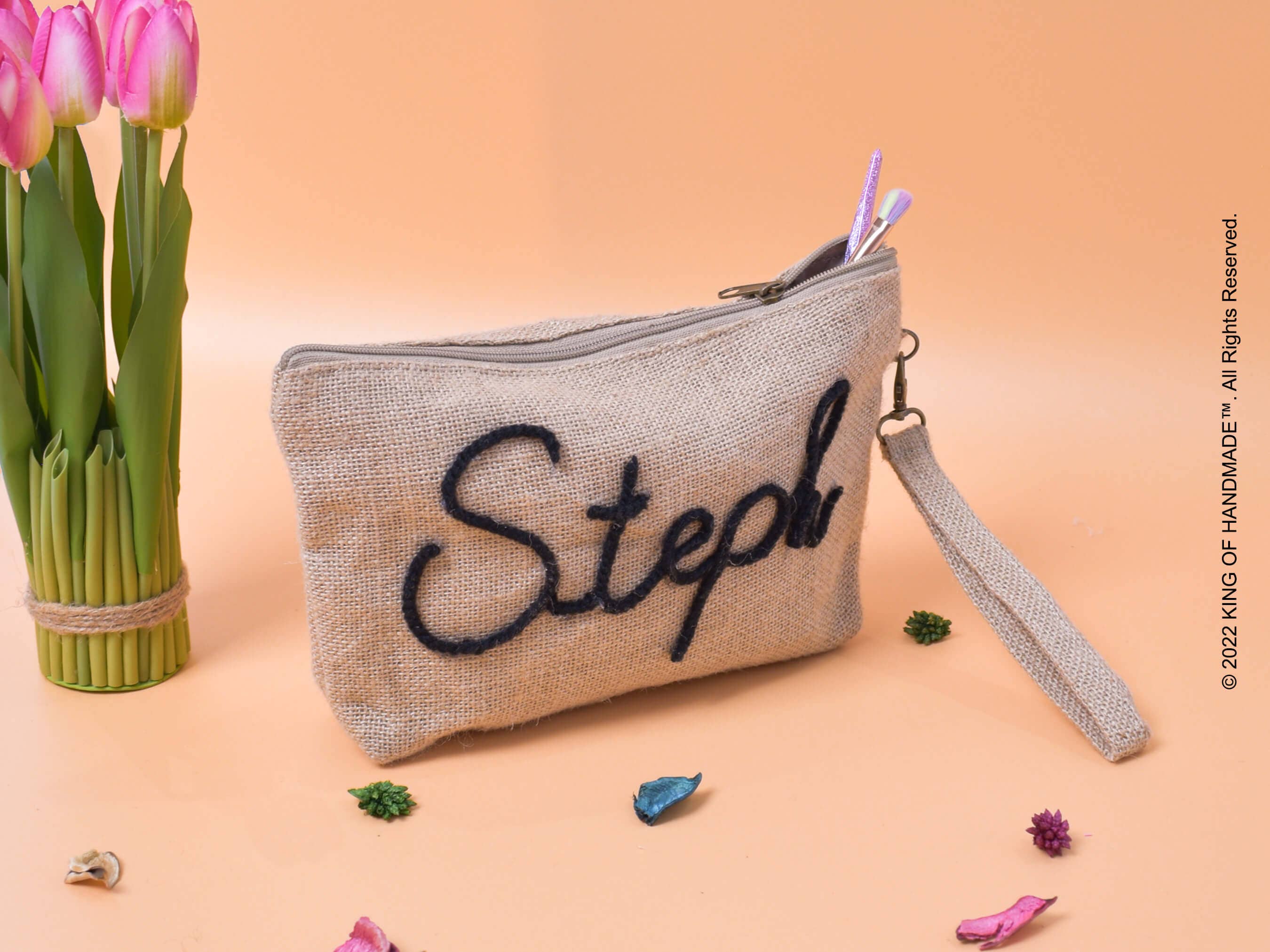 King Of Handmade - Vente Trousses de maquillage/cosmétique - Trousse de maquillage personnalisée brodée pour mariée et demoiselles d’honneur7