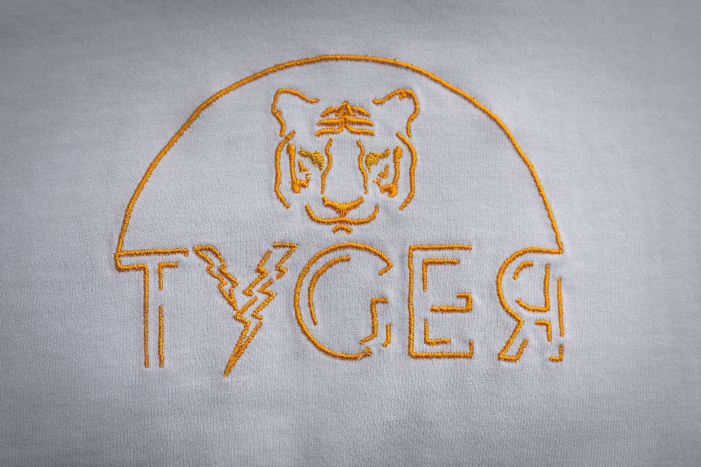 TYGER ESSENTIAL WHITE T-SHIRT for wholesale on Faire7
