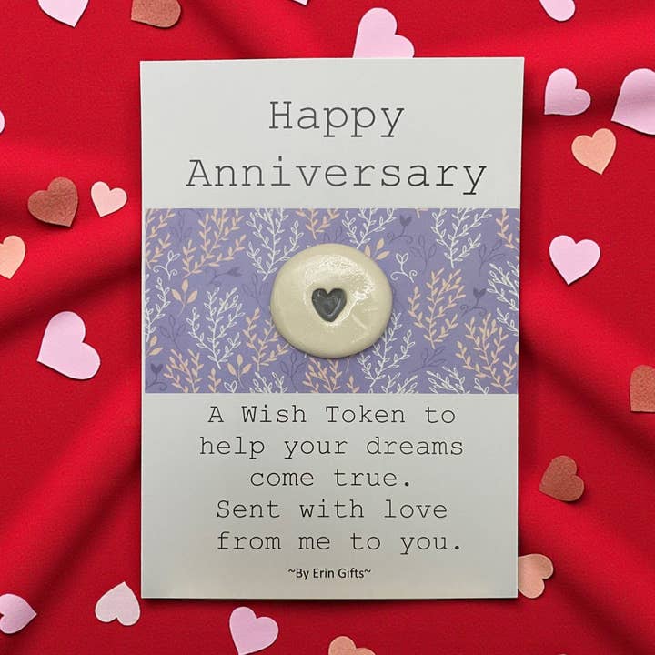 Abrazo y tarjeta de bolsillo de cerámica con forma de felicitación de aniversario para venta al por mayor de By Erin Cards and Gifts Ltd