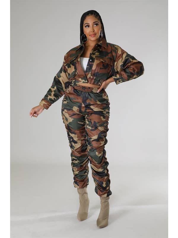 Camouflage Jacket and Jogger Set for wholesale on Faire4