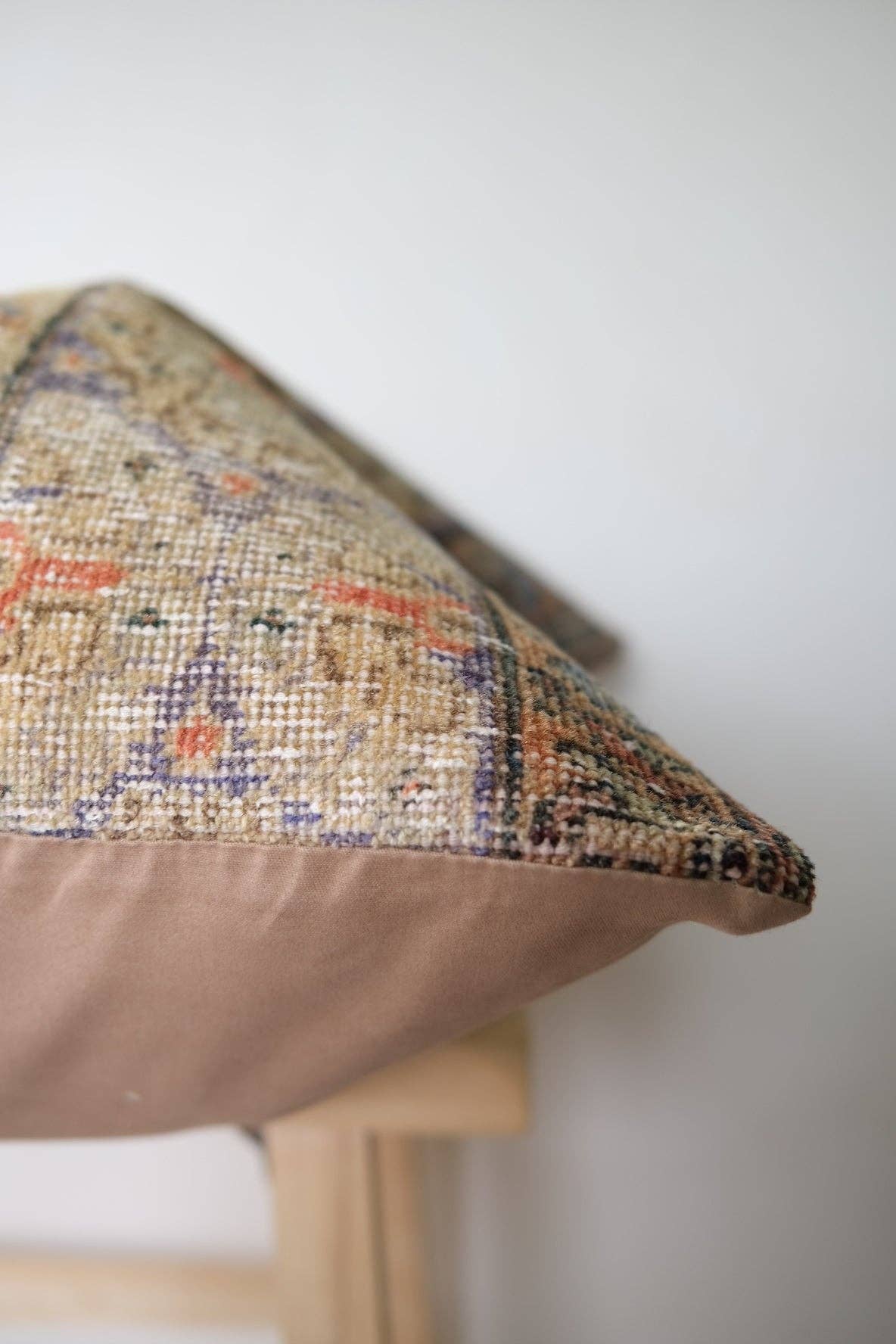 Twenty Third by Deanne - Wholesale Decoratief kussen - Sola Turkse Kussen Var. 13