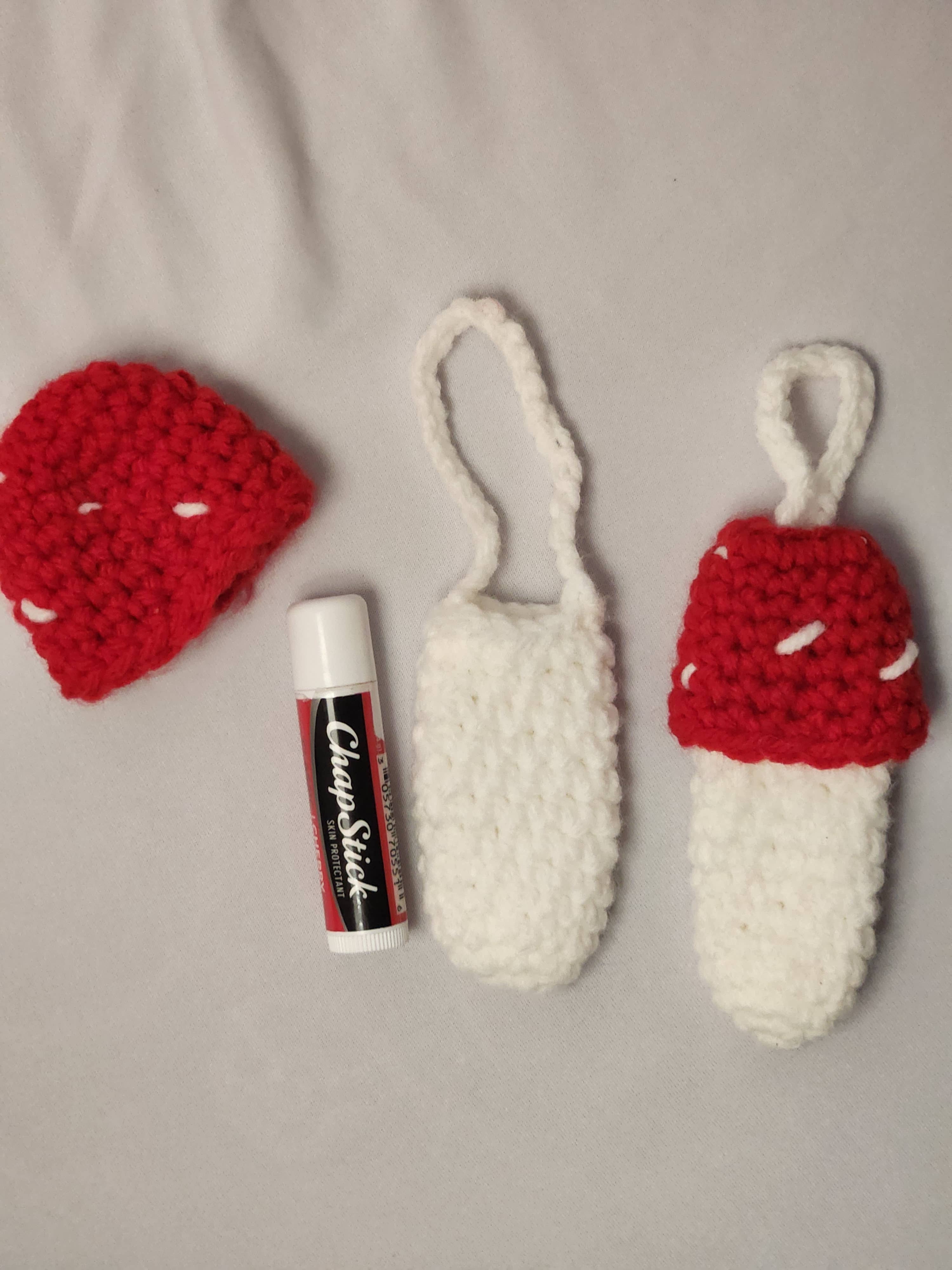 Hey Beautiful – wholesale Lip balm case/holder – Crochet Mushroom Chapstick holder Keychain2