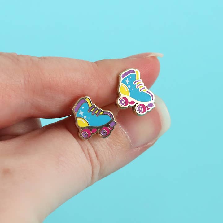 LuxCups Creative - Wholesale Stud/Post Earrings - Roller Skate Earrings