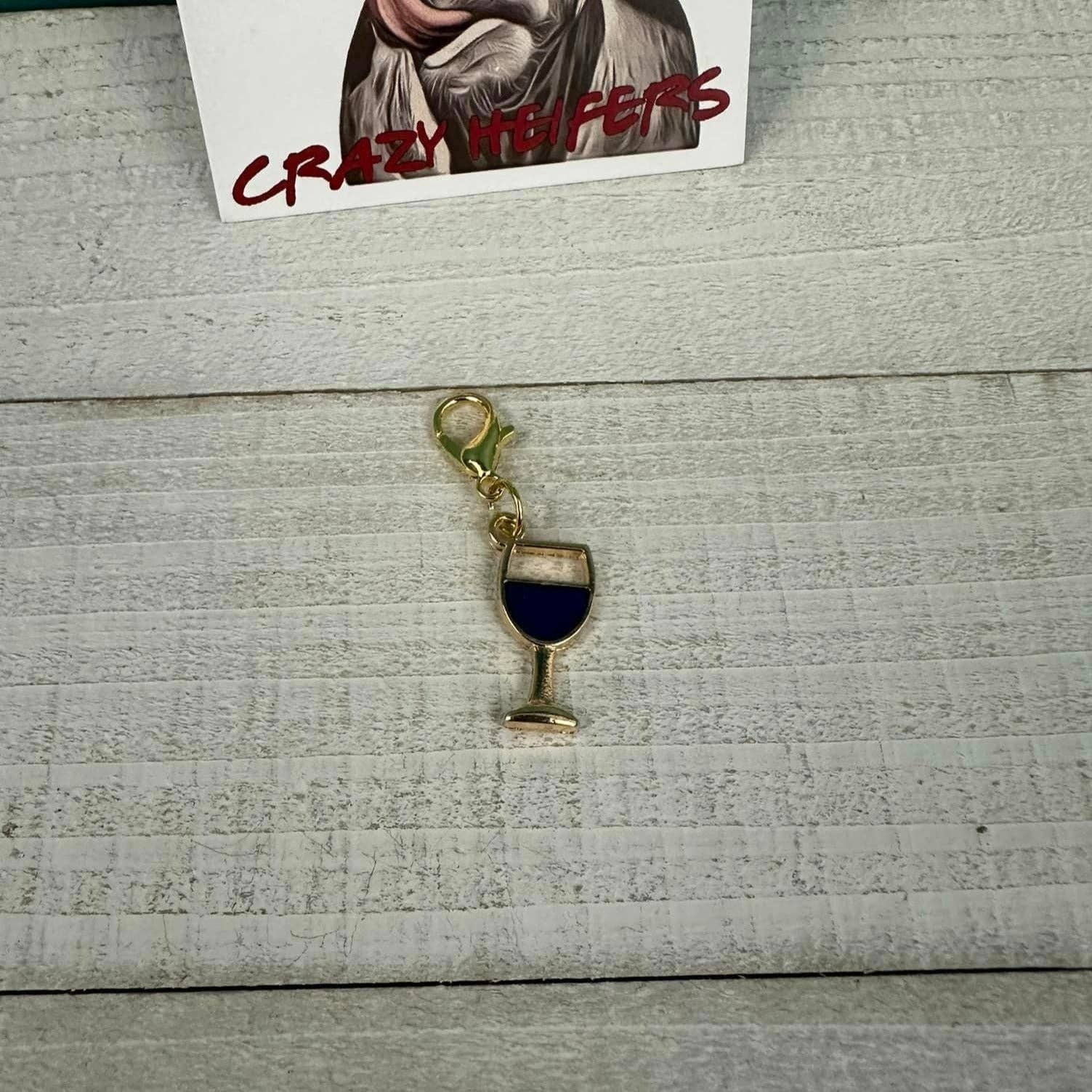 Crazy Heifers Wholesale - Wholesale Individual Charm/Pendant - Clip-on Charms Gold Tone V249