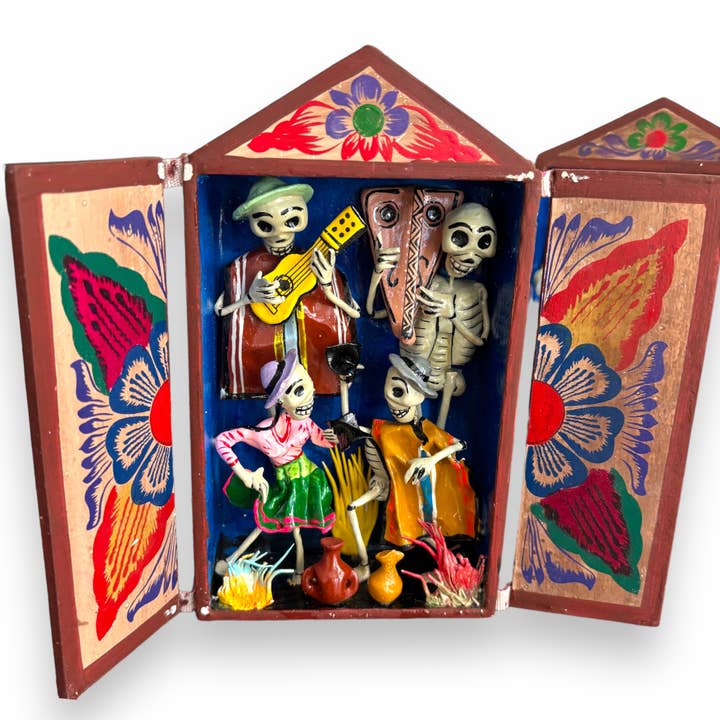 Zoe Artcrafts - Vendita all'ingrosso Statuette decorative - Decorazioni messicane Retablos del Giorno dei Morti - Statuette a forma di scheletro
