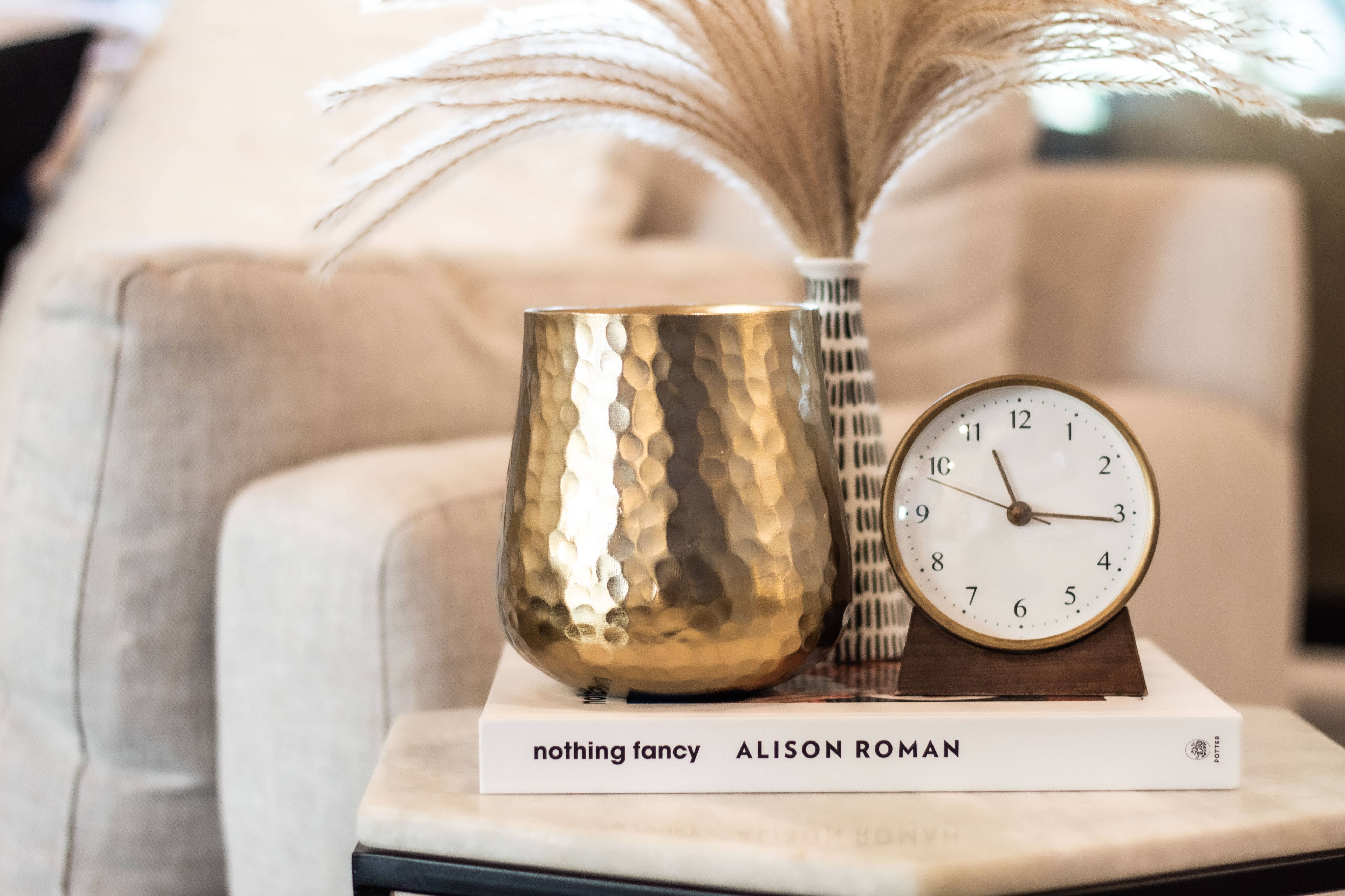 Unplug Soy Candles - Wholesale Jar/Filled Candle - Gold Hammered Soy Candle10