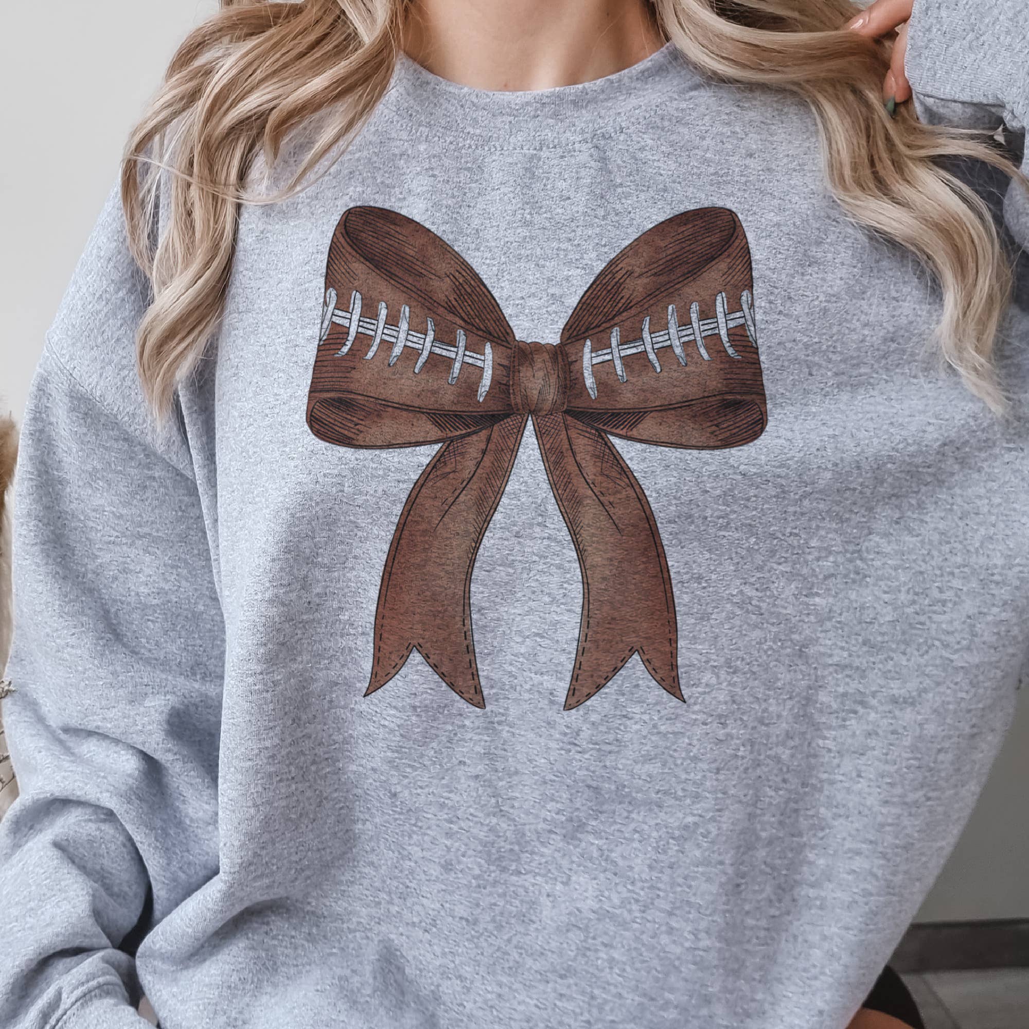 Par.tees by Party On! – Camisola gráfica - Mulher por atacado – Sweatshirt Gráfico de Jogo de Dia de Desporto de Futebol Feminino para Mãe1