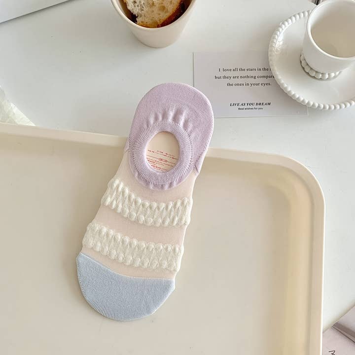 Tourtiwi - Wholesale Socks - Women's - Candy Color Wave Stripe Breathable Short Socks3