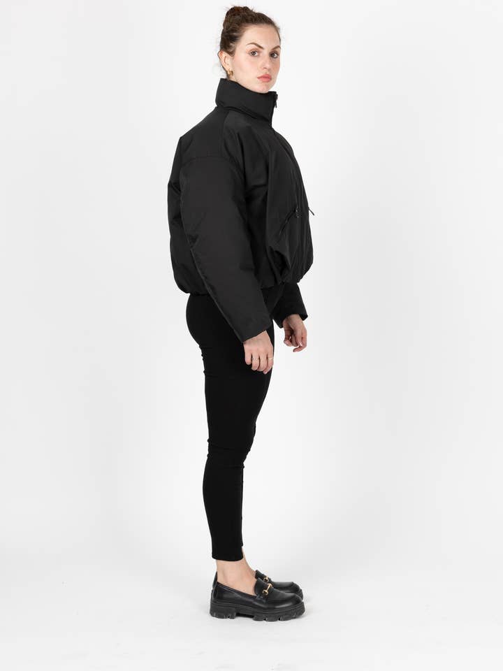 KZELL PARIS - Wholesale Raincoat - Women's - WATERPROOF BUBBLE-EFFECT JACKET11