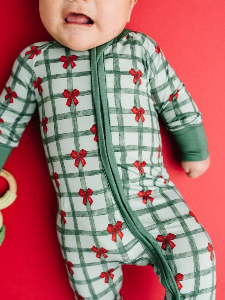 Little One Shop - Wholesale Sleepsuit - Baby - Gift Wrapped Bamboo Sleeper10