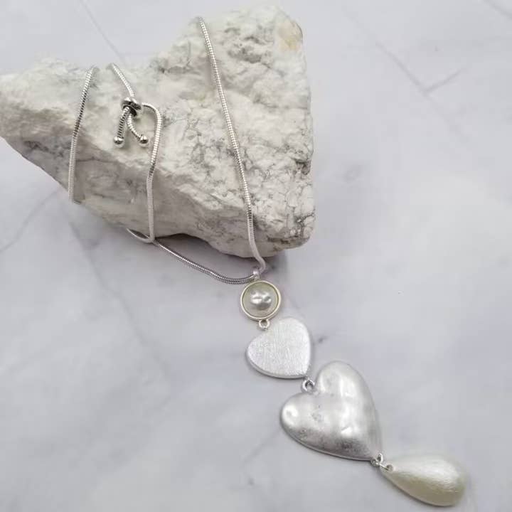 The Pretty Jewellery - Wholesale Pendant/Charm Necklace - Long Double Tall Heart Necklace
