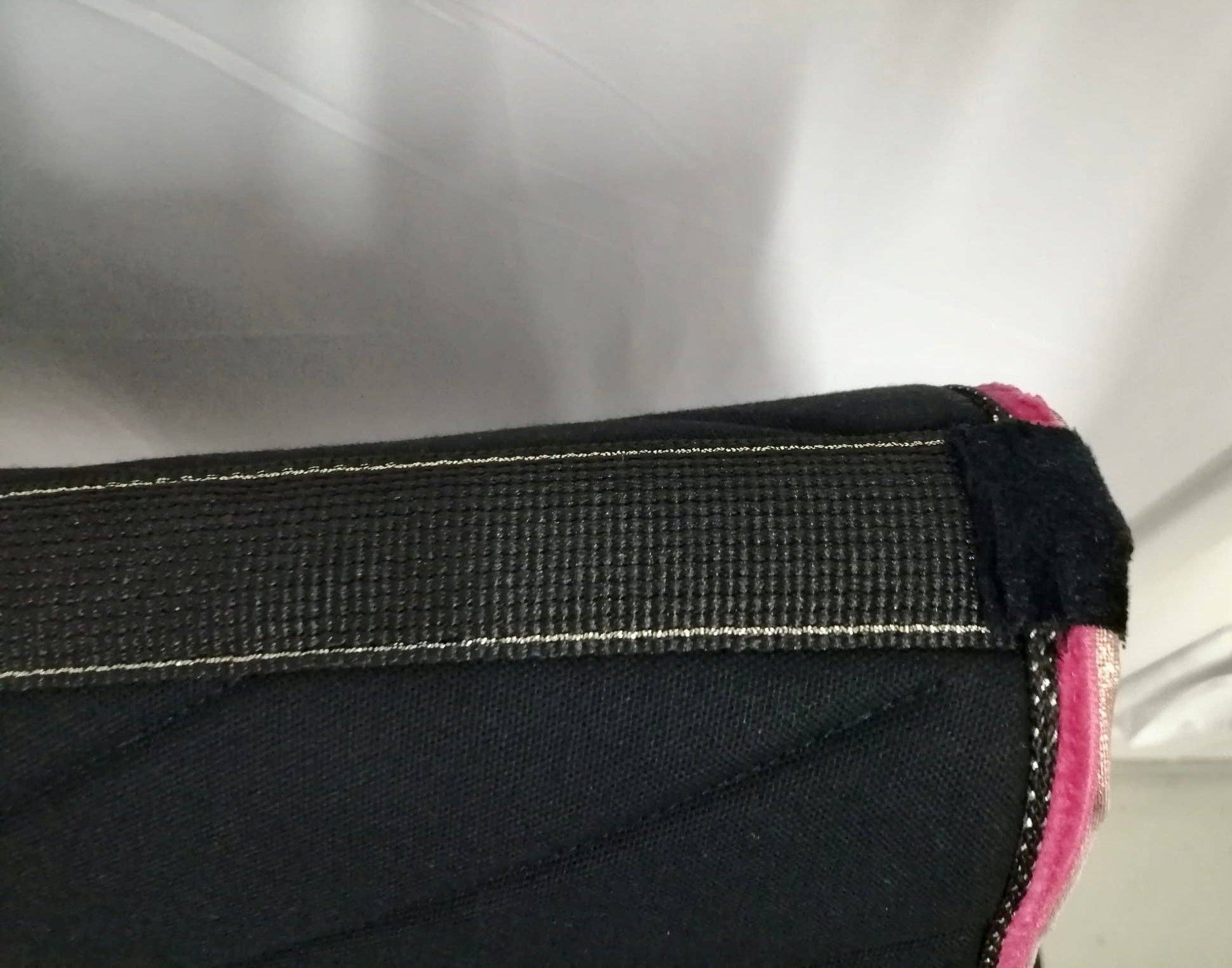 Black glitter saddle pad in fuchsia pink velvet version for wholesale on Faire5