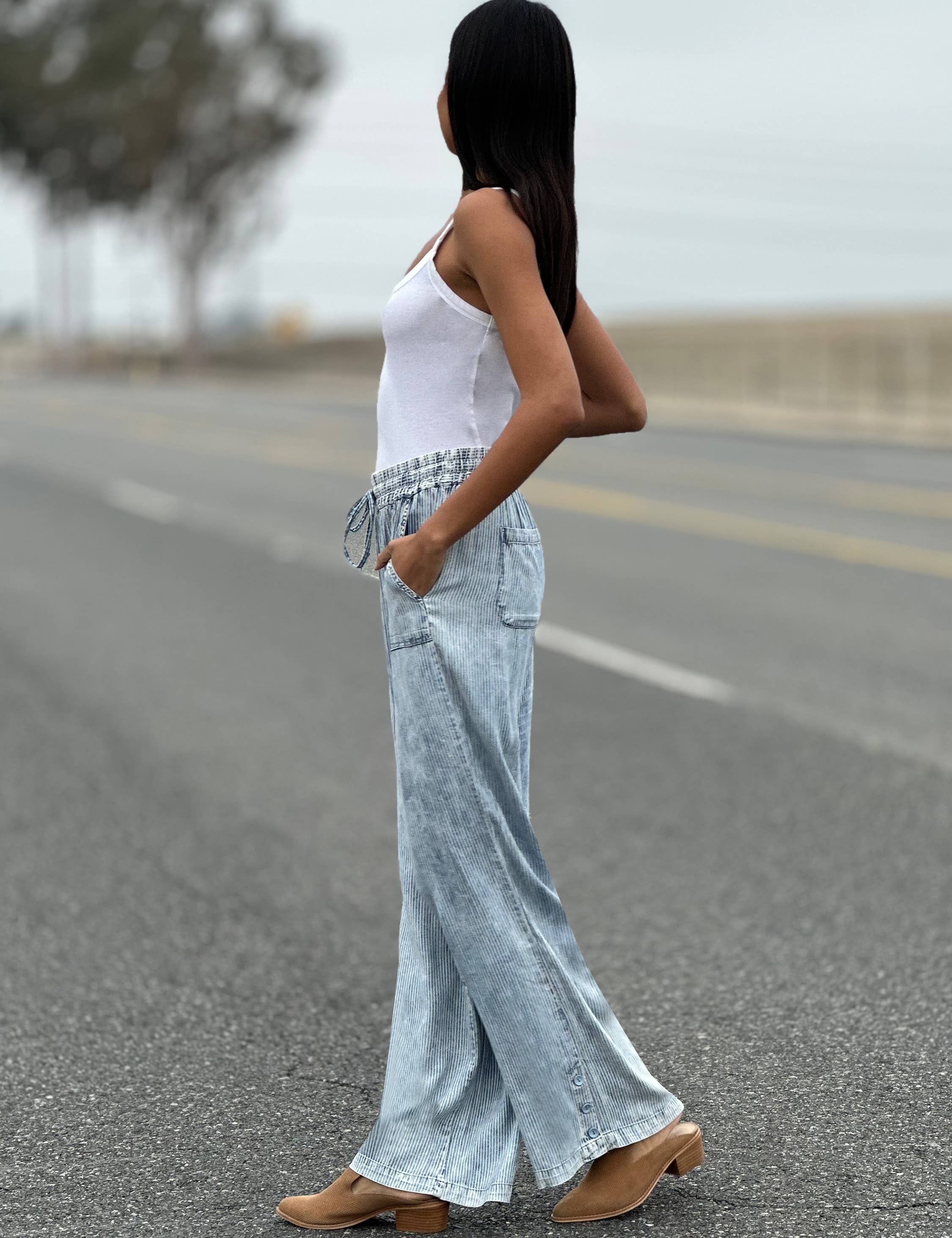 Striscia blu della ferrovia Pantaloni di jeans morbidi in vendita all'ingrosso su Faire1