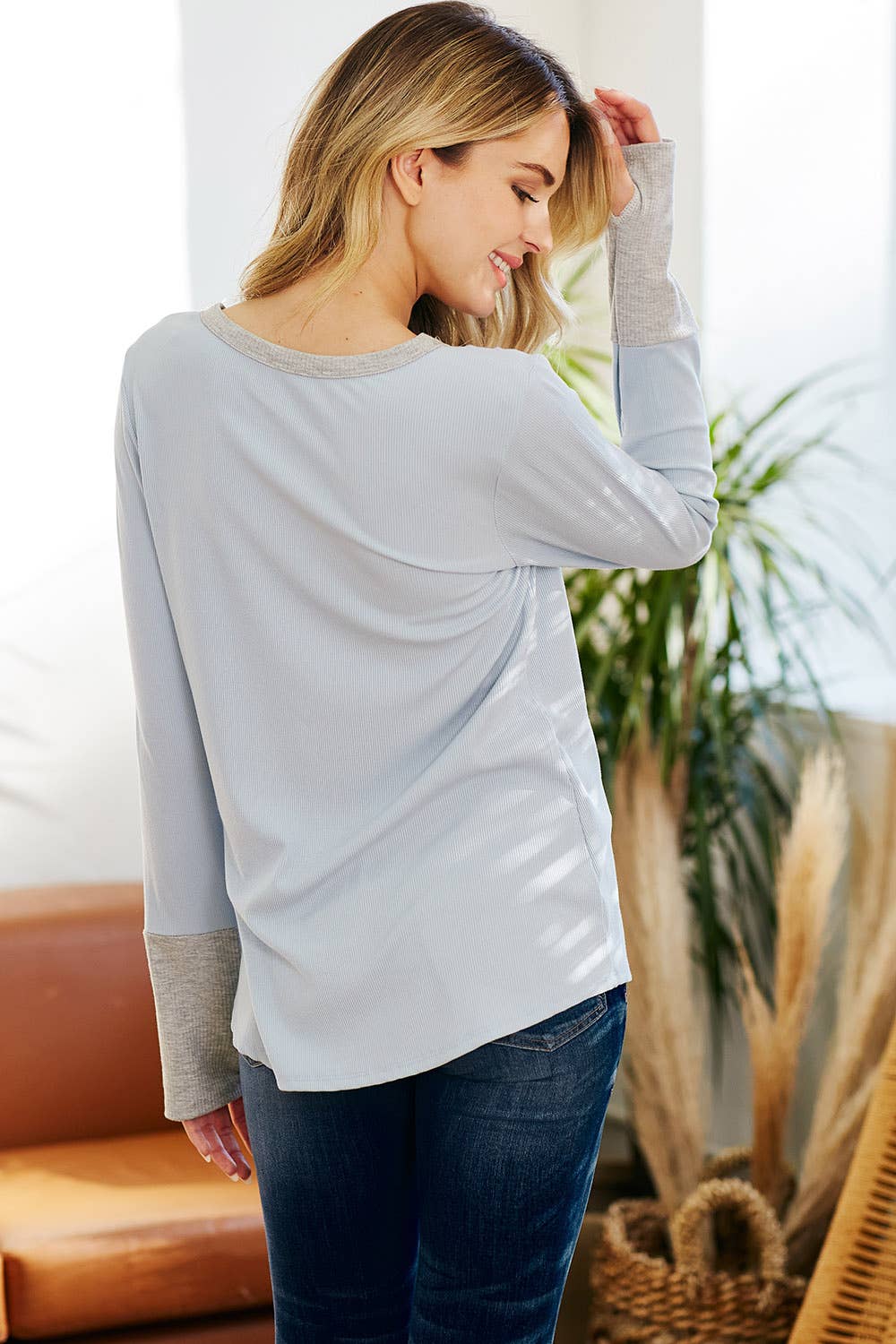 lovely melody - Vendita all'ingrosso Top in maglia - Donna - LMT2841-LOVELY THINGS TOP COLOR BLOCK15