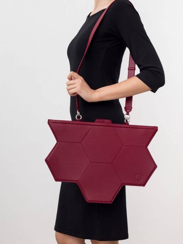 El Panal - Rouge pour la vente par NATALIA BERILO