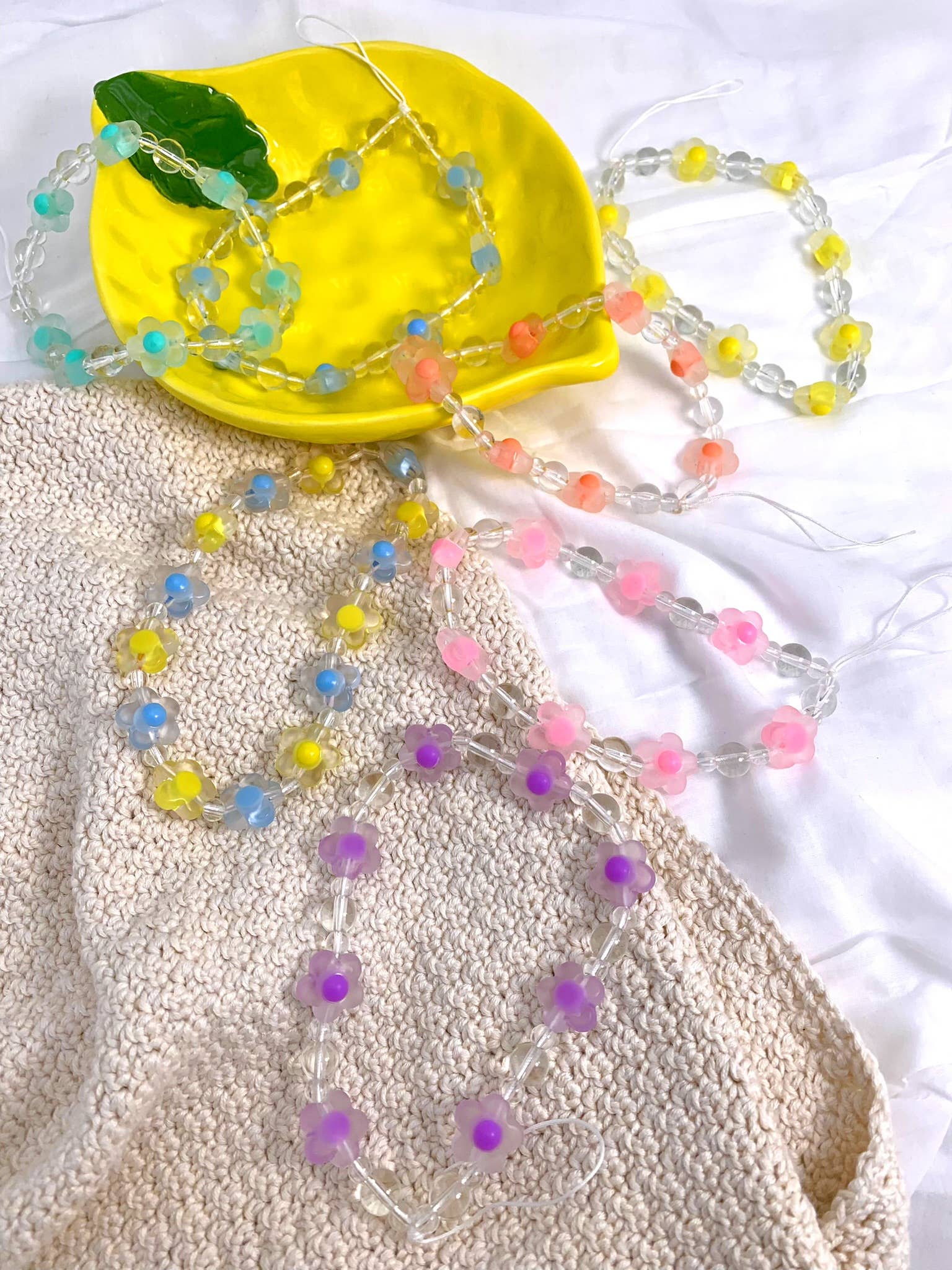 BYREN | ÉLINE L'ATELIER - Wholesale Phonecase Strap - Floral Phone Strap KY137