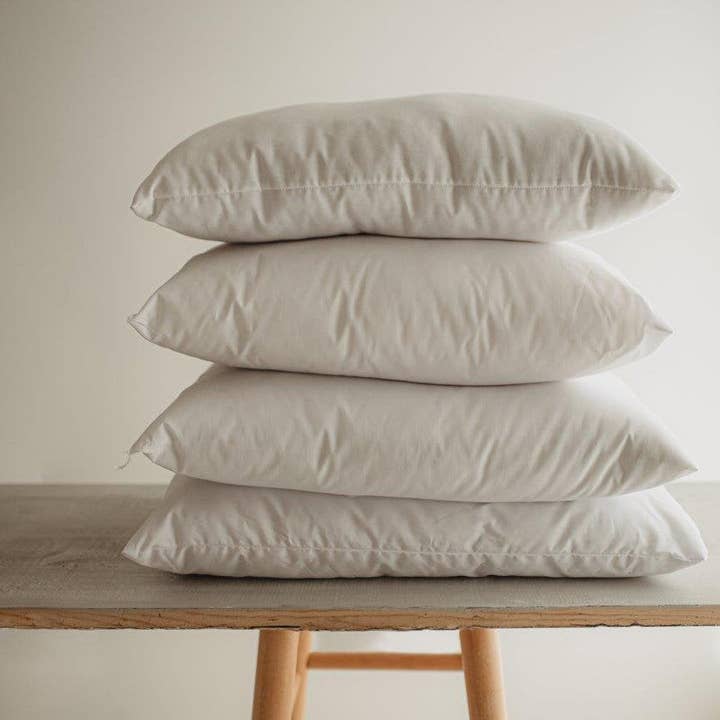 UniikPillows - Wholesale Throw/decorative pillow - Down Alternative Hypoallergenic Pillow Insert Cotton Cover | 10x10 | 12x12 | 14x14 | 16x16 | 18x18 | 20x20 | 22x22 | 24x24 | Throw Pillow6