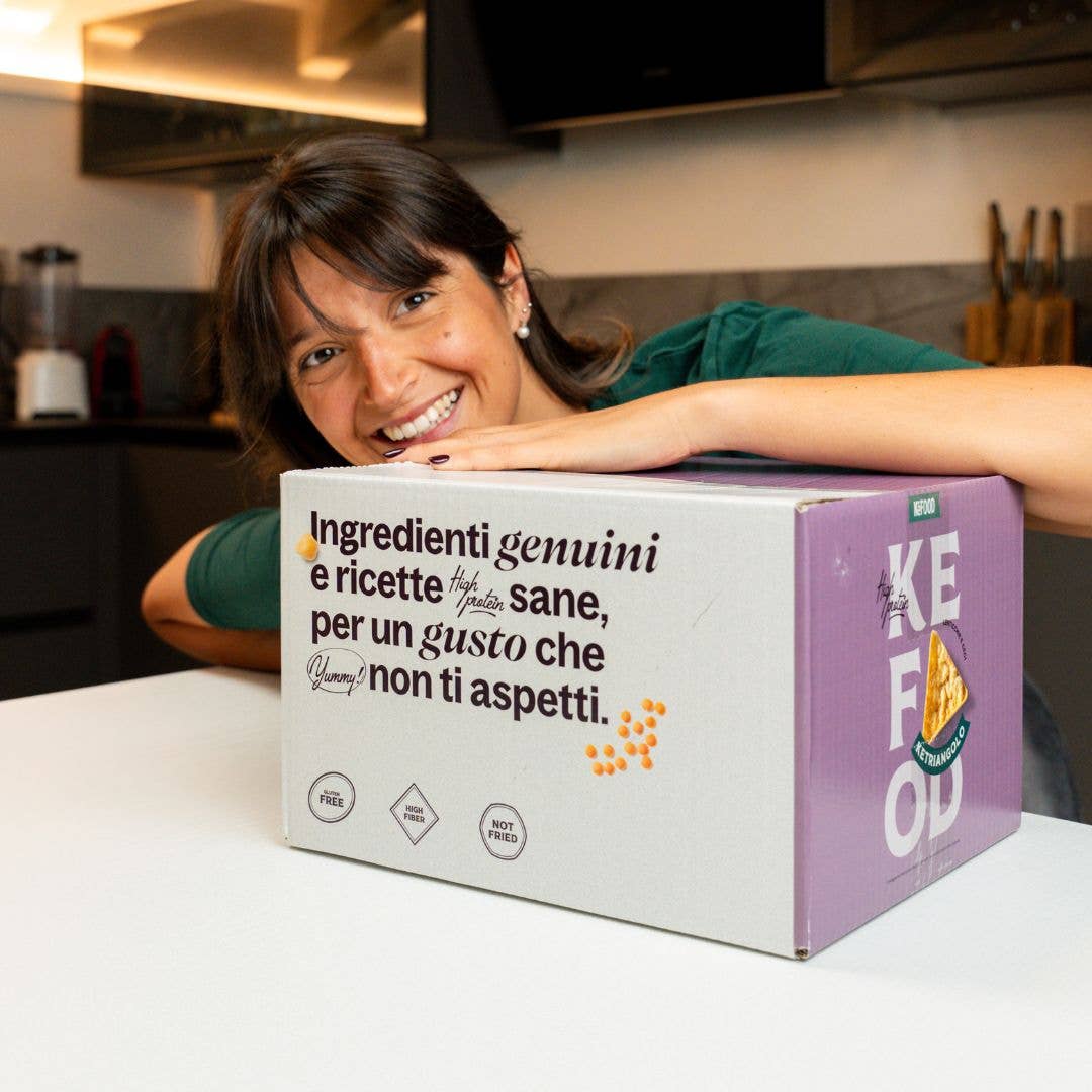 KeFood - Wholesale Puffed Snack - LENTIL AND CHICKPEA PROTEIN TRIANGLES BOX 8 PCS4