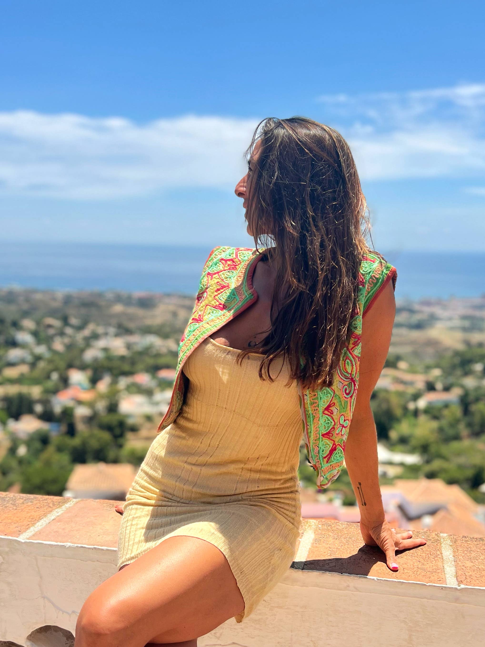 Kinomy - Wholesale Outerwear Vest - Women's - Batik cotton embroidered short vest, women's boho vest.6