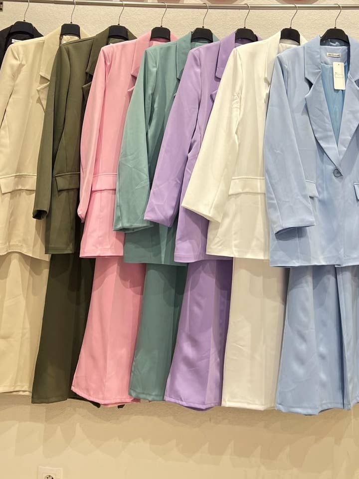 LES GRENOUILLES DU MARAIS - Wholesale Suit Set - Women's - Oversize suit 5015