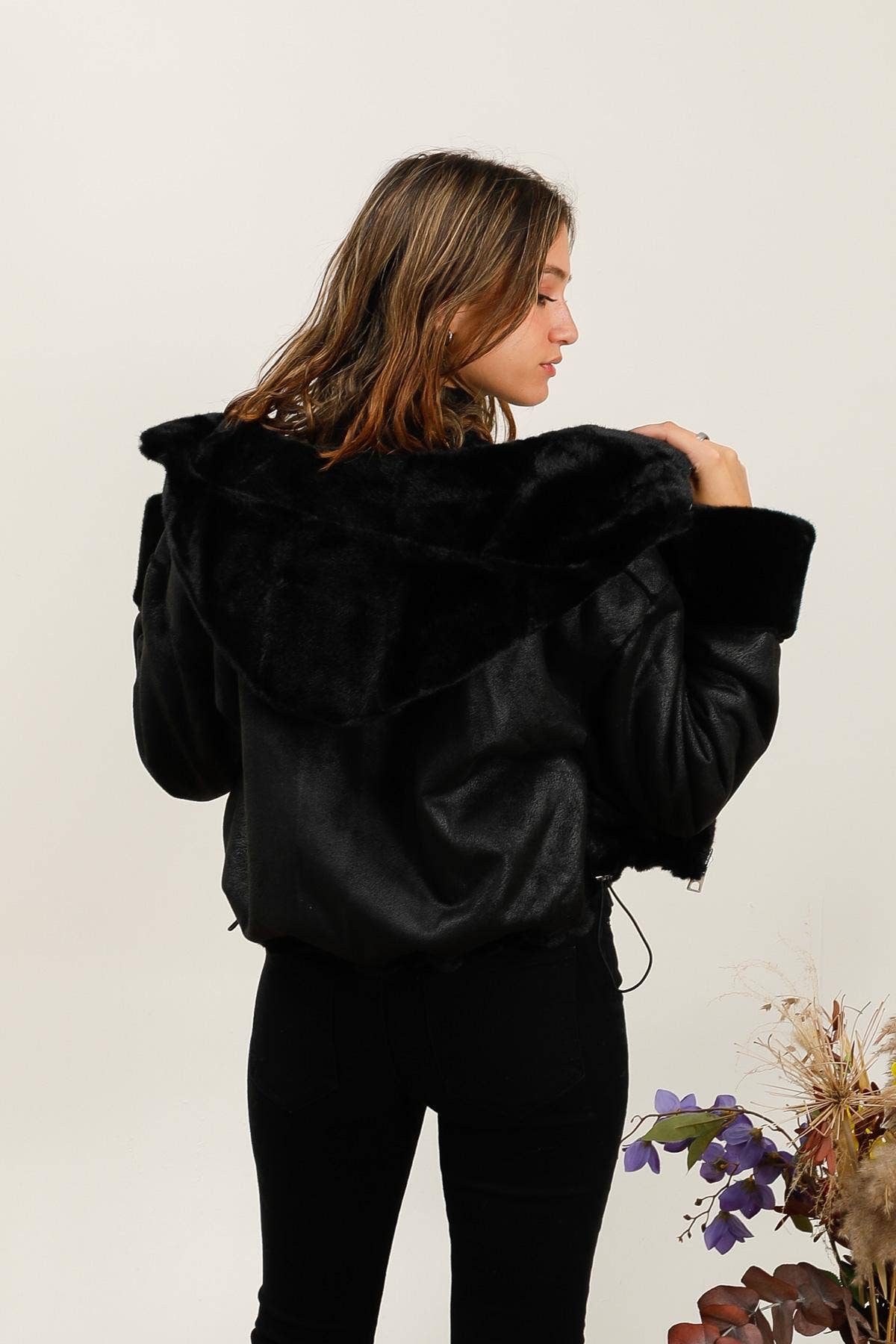 DIX-ONZE – Blusão - Mulher por atacado – Casaco Curto com Efeito de Camurça e Forro de Pele reversível7