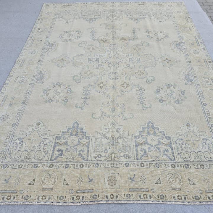 9x12 Vintage Turkish Wool Rug: Hand-Knotted Persian Design for wholesale by MesopotamiaRugs