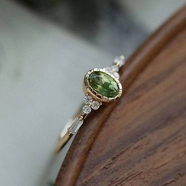 Revelari - Wholesale Multi-Stone Ring - Oval Green Gemstone Elegant Ring1