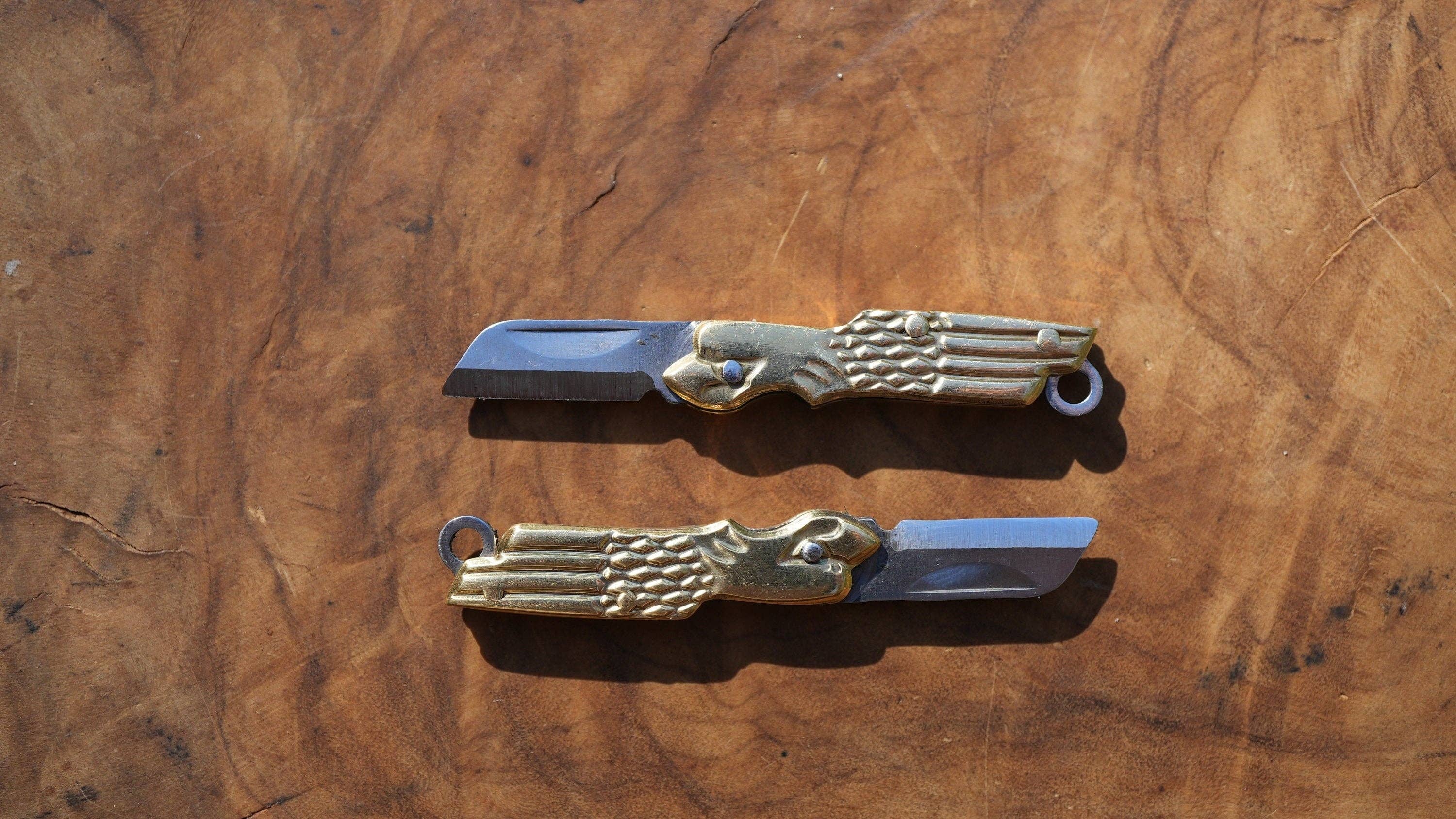 Daddy Daughter Jewelry - Venta al por mayor Collares con colgantes/abalorios - Collar pequeño con forma de navaja de latón en miniatura | Collar con navaja de bolsillo | Bl0