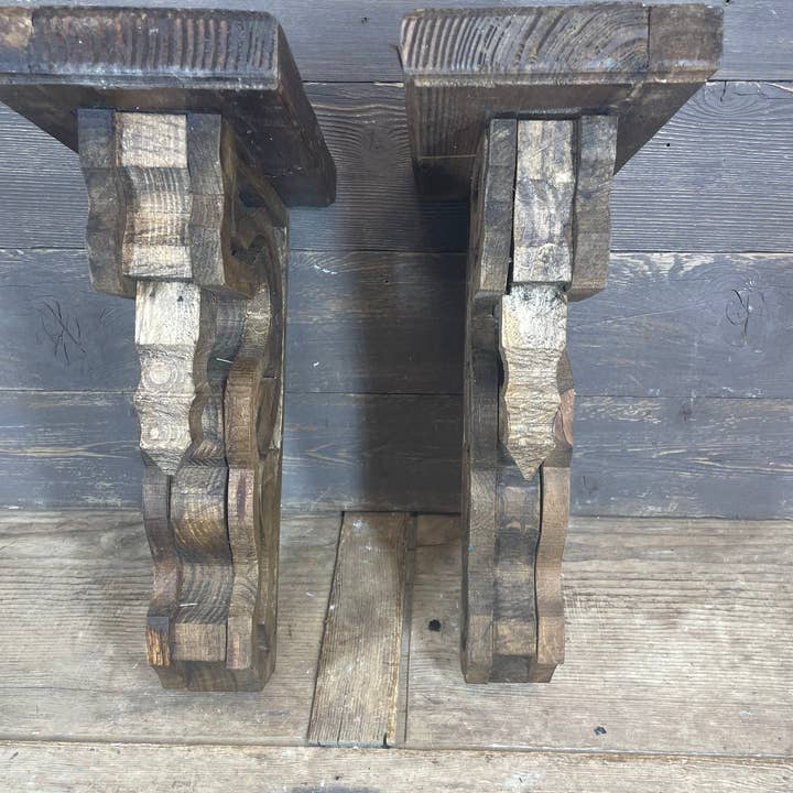 My Amigos Imports - Wholesale Bookend - Brookwood Farmhouse-Corbel-6.5Wx10.5Dx16H--Waxed Brown