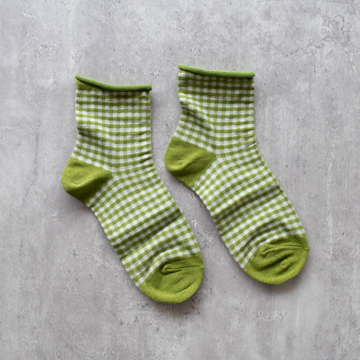 Tiepology - Wholesale Socks - Women's - Picnic Mid Crew Socks1