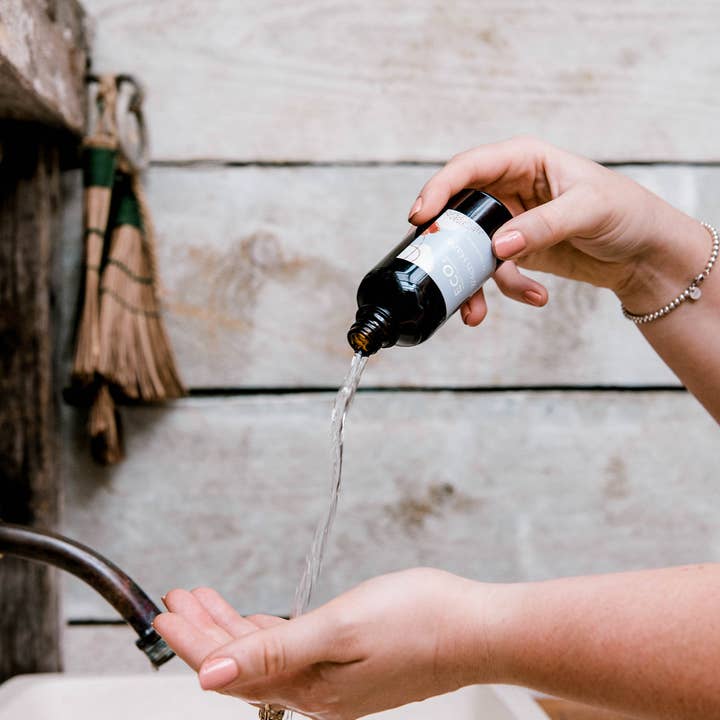 ECO. Modern Essentials - Vendita all'ingrosso Olio essenziale - Amamelide1