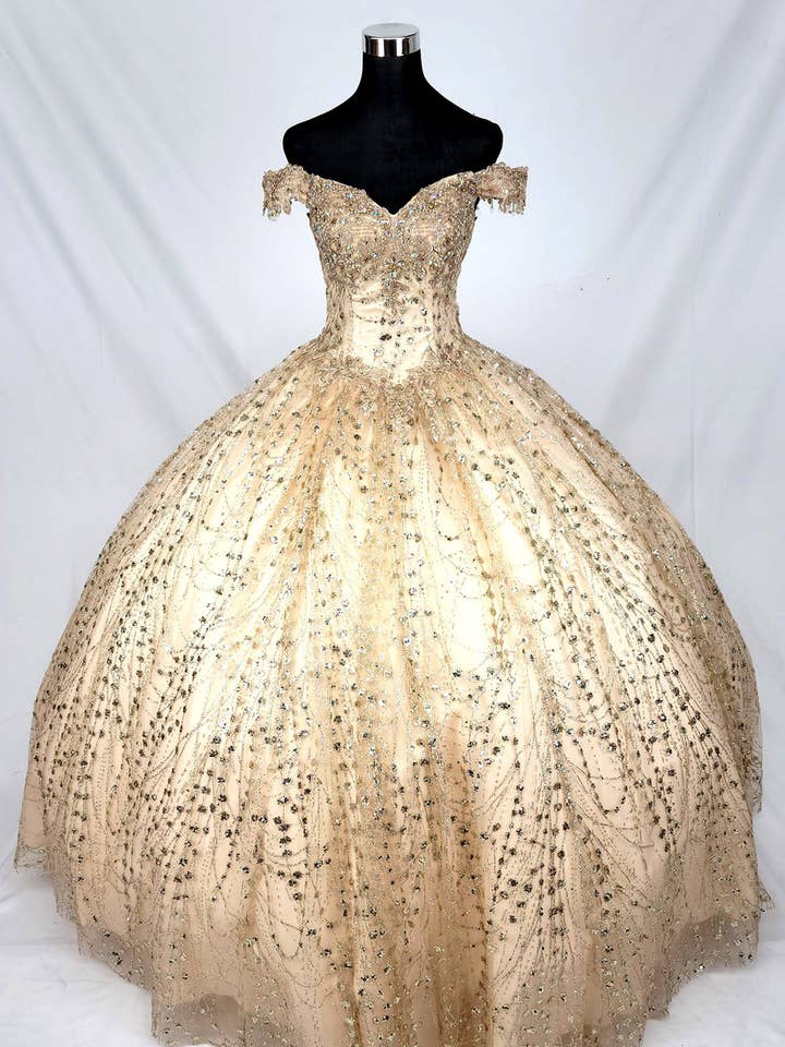 Vestido de quinceañera con pedrería colgante CHF3011 para venta al por mayor de Chicas