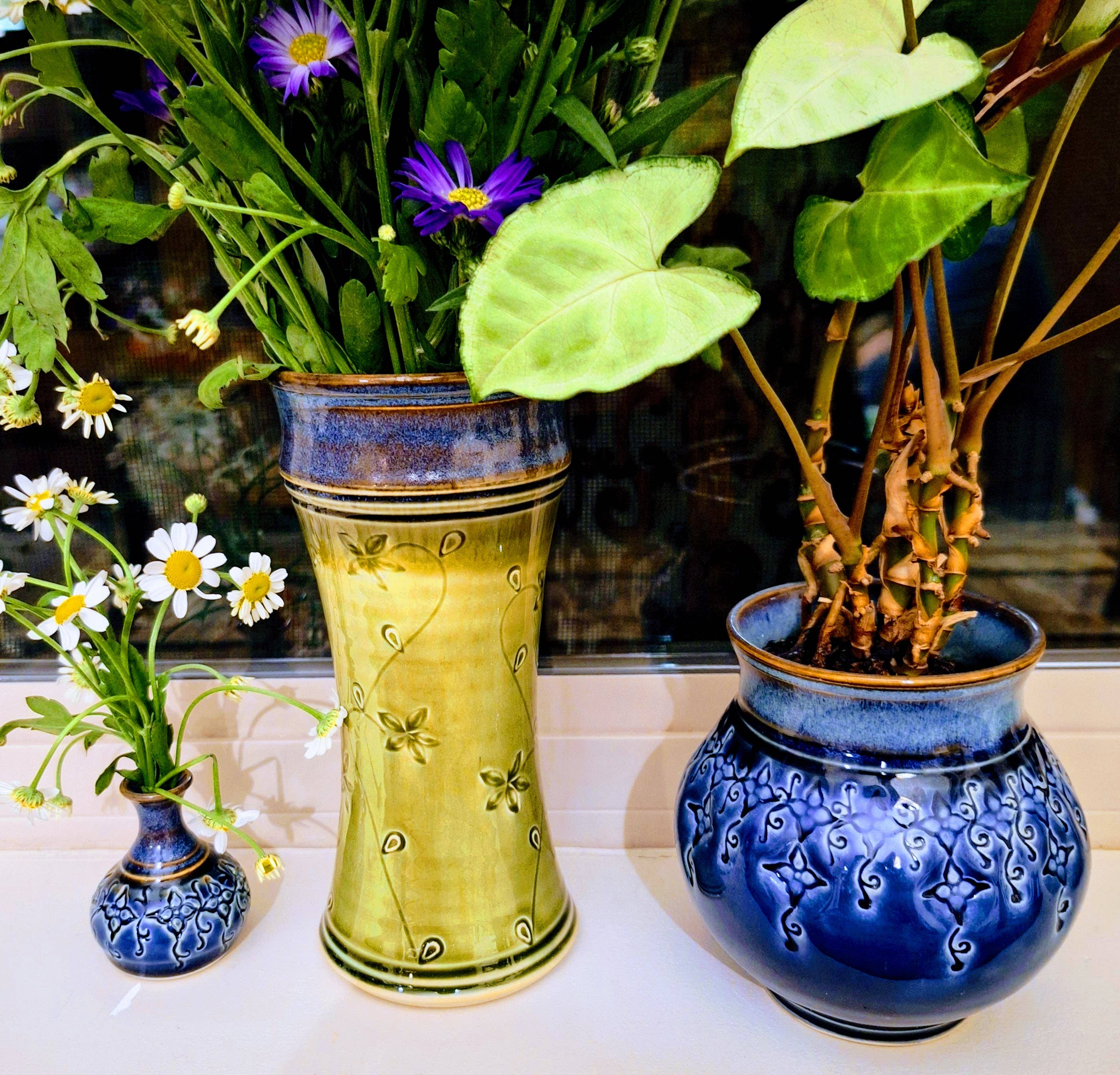 Plays in Mud Pottery - Wholesale Plant Pot - Large Tabletop Planter - Handmade Pottery Planter - MTO14