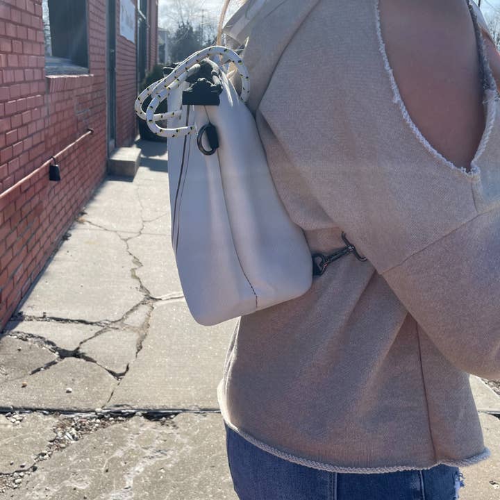 Trendy Wholesale – wholesale Ryggsäck - Dam – Gold Dust Canvas Ryggsäck Crossbody-väska
