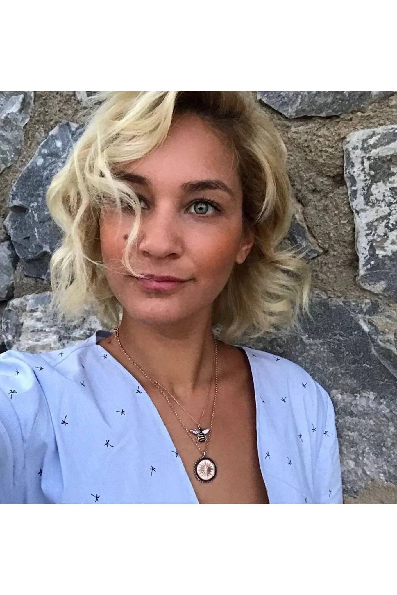 Latelita - Wholesale Pendant/Charm Necklace - Honey Bee Pendant Necklace Gold4