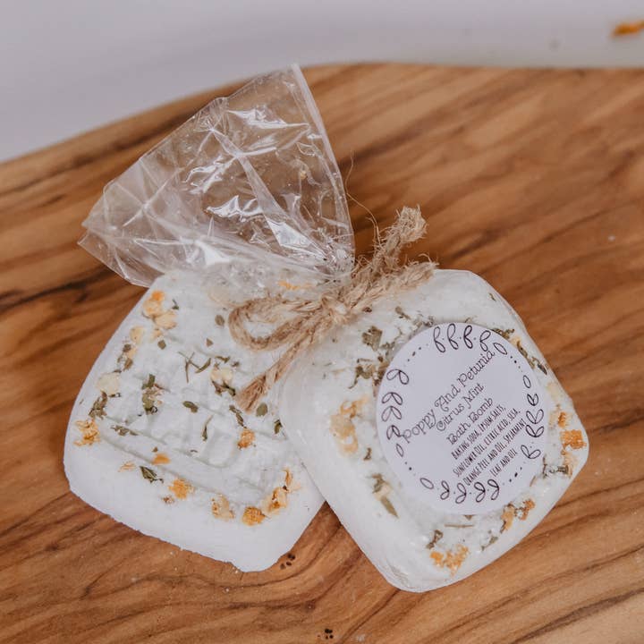 Citrus Mint Mini Bath Bomb - Vegan for wholesale by Poppy and Petunia