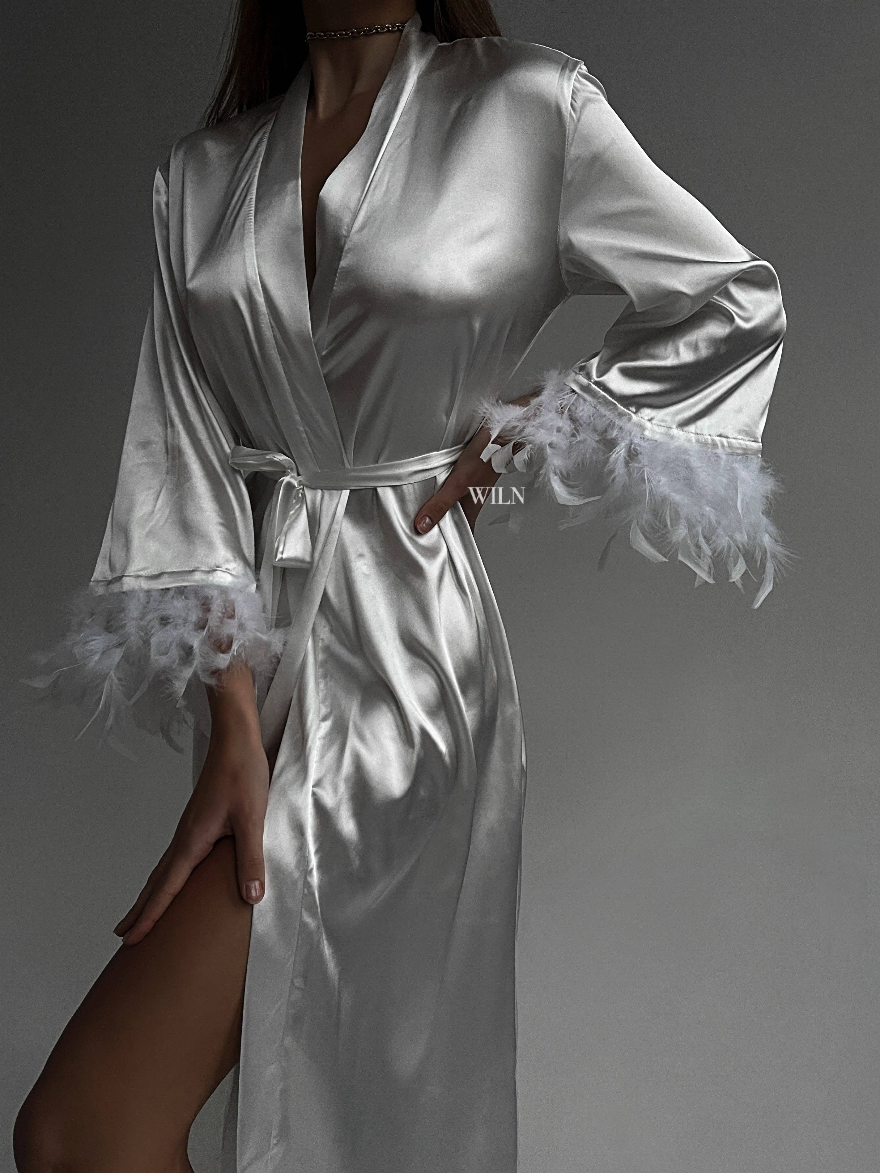 Wiln – wholesale Robe – Women's – AFFECTION Satin Robe White Satin Bridal Robe Kimono Long 4